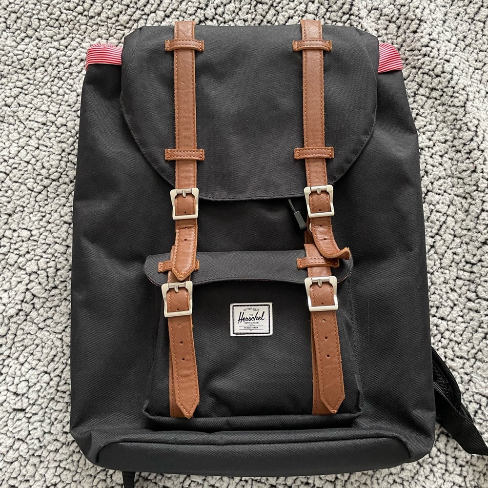 Hershel Little America Backpack